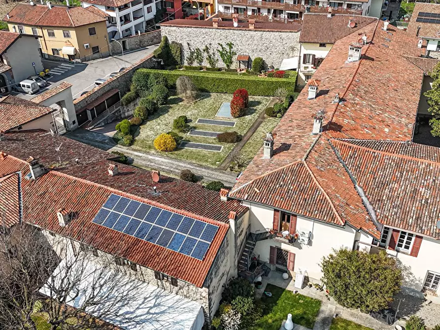 Immagine 57 di Villa in vendita  a Ponte San Pietro