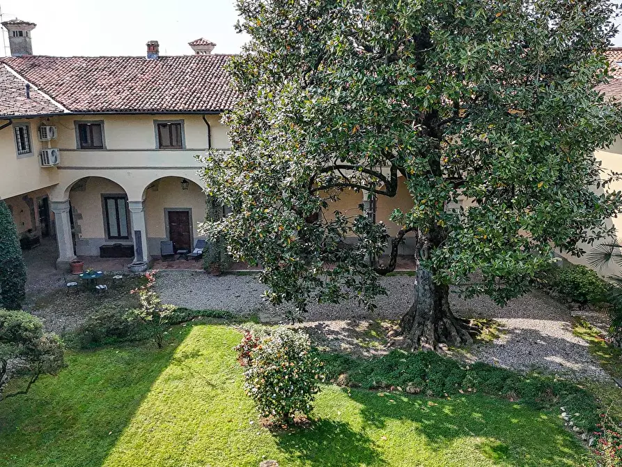 Immagine 60 di Villa in vendita  a Ponte San Pietro