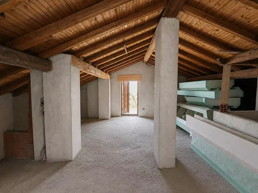 Immagine 36 di Villa in vendita  in VIA COLLE DI SOGNO a Torre De' Busi
