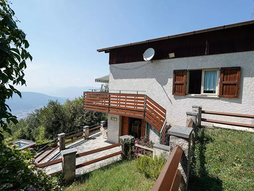 Immagine 9 di Villa in vendita  in VIA COLLE DI SOGNO a Torre De' Busi
