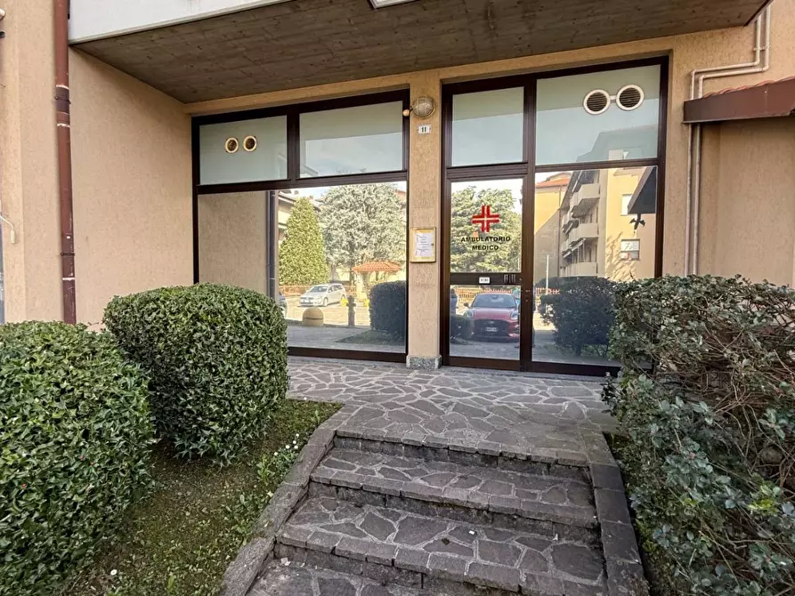 Immagine 2 di Ufficio in vendita  in via turati a Almenno San Bartolomeo