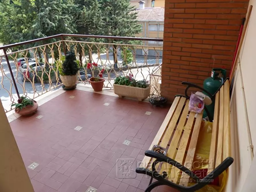 Immagine 8 di Appartamento in vendita  a Urbino