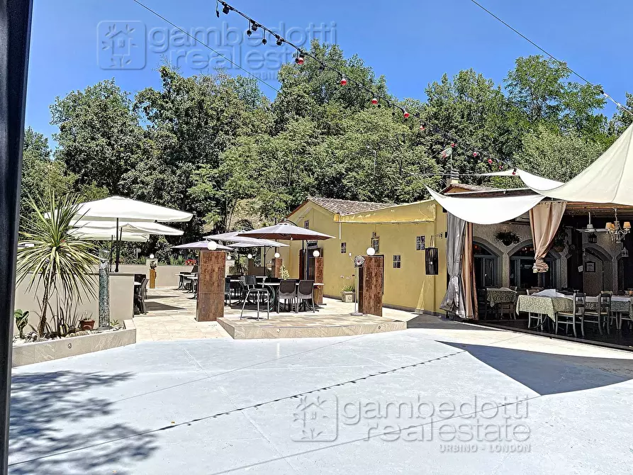 Immagine 31 di Attività commerciale in vendita  a Mondaino