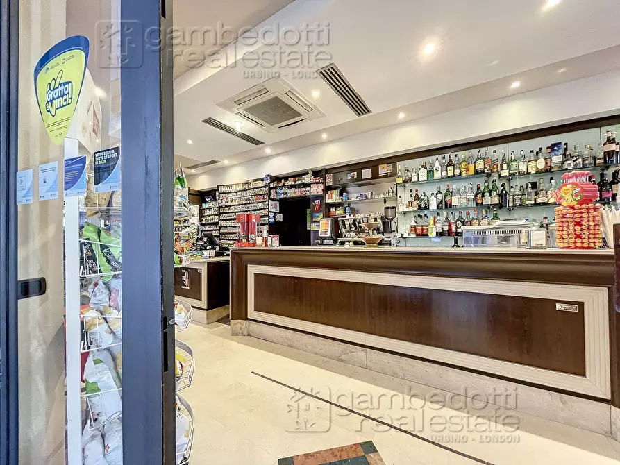 Immagine 9 di Bar / Ristorante in vendita  a Urbino