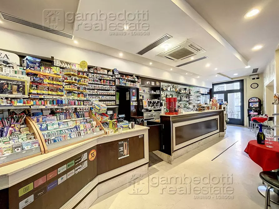Immagine 14 di Bar / Ristorante in vendita  a Urbino