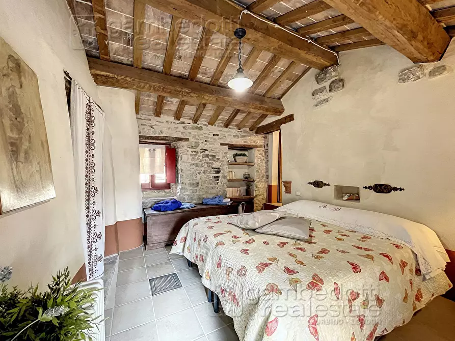 Immagine 21 di Casa semindipendente in vendita  a Montecopiolo