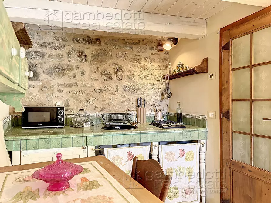 Immagine 5 di Appartamento in vendita  a Montecopiolo