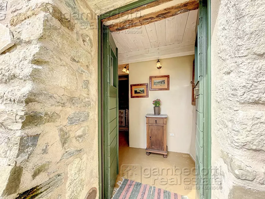 Immagine 2 di Appartamento in vendita  a Montecopiolo