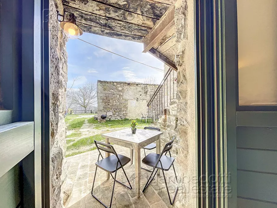 Immagine 9 di Appartamento in vendita  a Montecopiolo