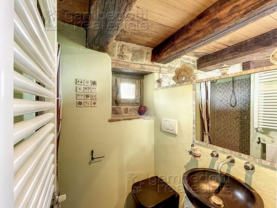 Immagine 13 di Casa indipendente in vendita  a Montecopiolo