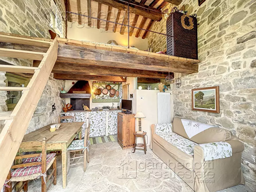 Immagine 10 di Casa indipendente in vendita  a Montecopiolo