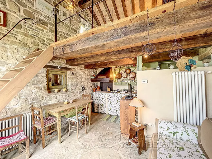 Immagine 8 di Casa indipendente in vendita  a Montecopiolo