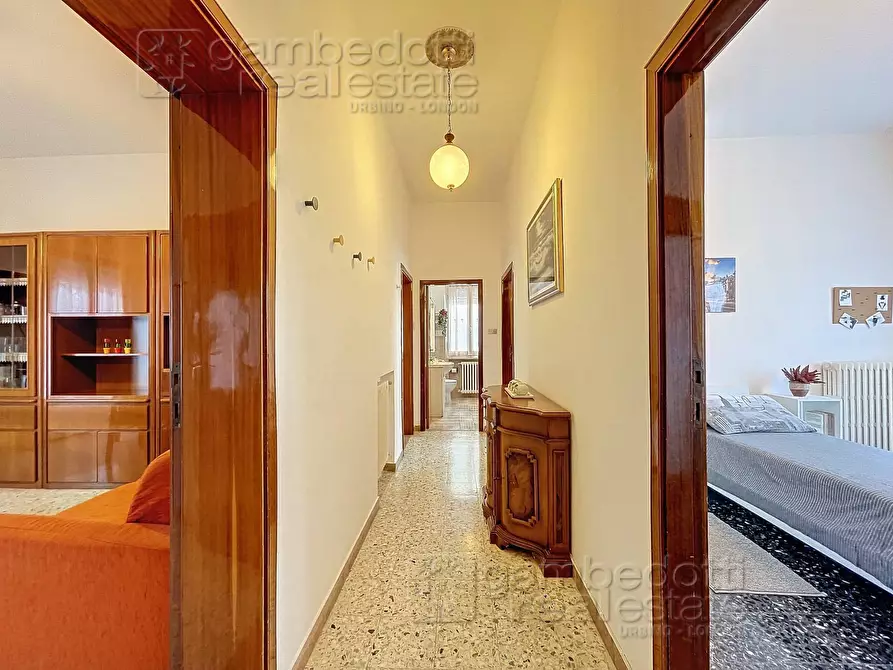 Immagine 5 di Camera in affitto  a Urbino