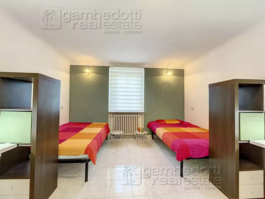 Immagine 7 di Appartamento in affitto  a Urbino