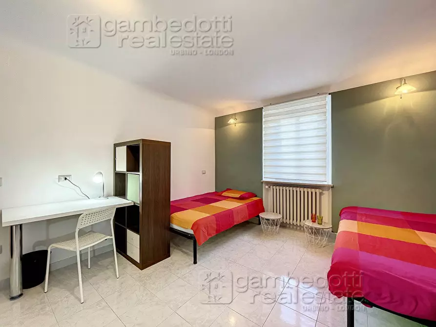 Immagine 9 di Appartamento in affitto  a Urbino