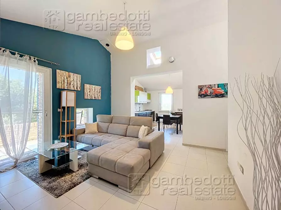 Immagine 1 di Appartamento in vendita  a Urbino