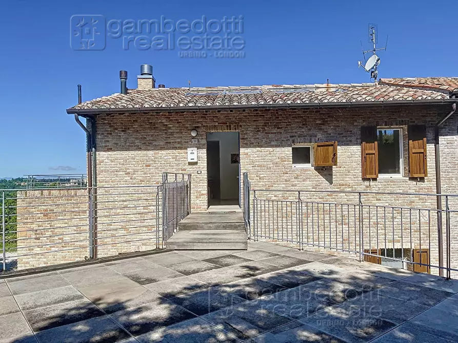 Immagine 33 di Appartamento in affitto  a Urbino