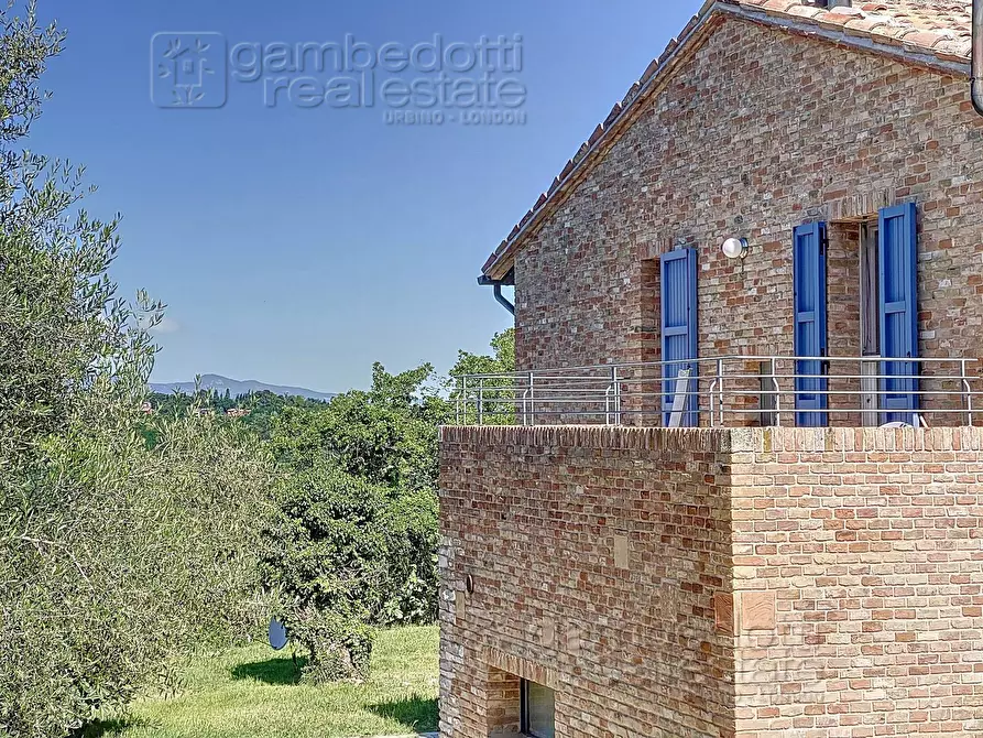 Immagine 35 di Appartamento in affitto  a Urbino