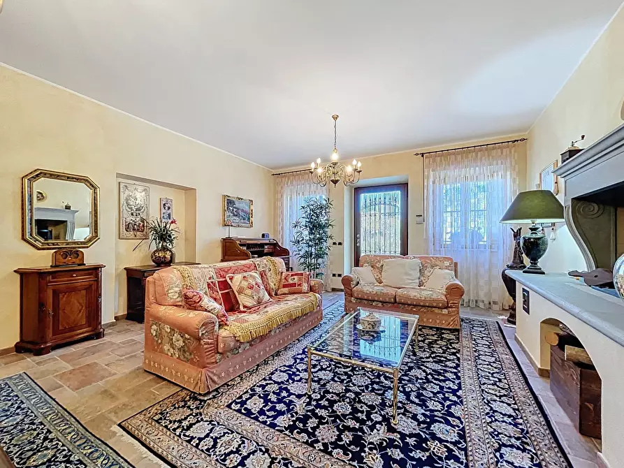 Immagine 14 di Villa in vendita  a Cagli