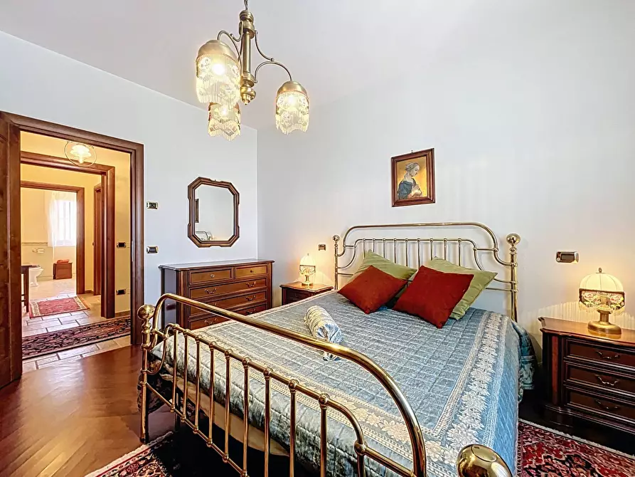 Immagine 29 di Villa in vendita  a Cagli