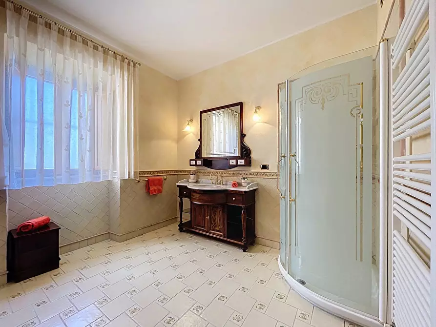 Immagine 33 di Villa in vendita  a Cagli