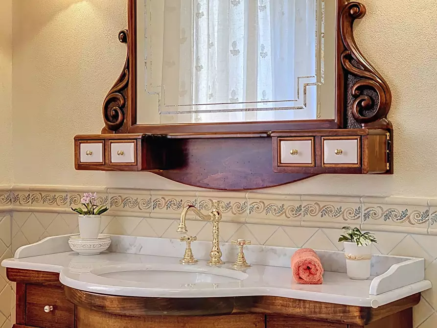 Immagine 36 di Villa in vendita  a Cagli