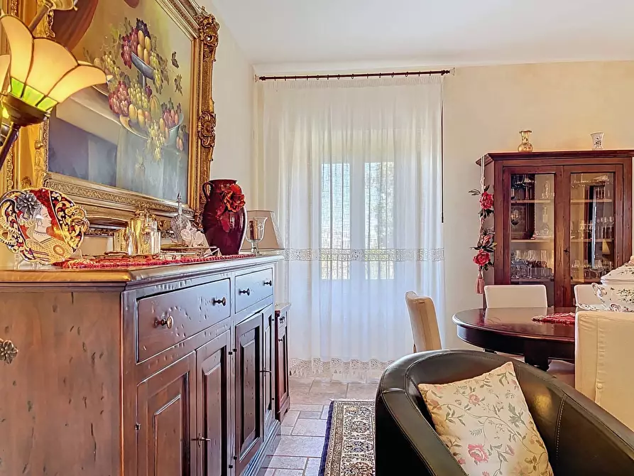 Immagine 75 di Villa in vendita  a Cagli