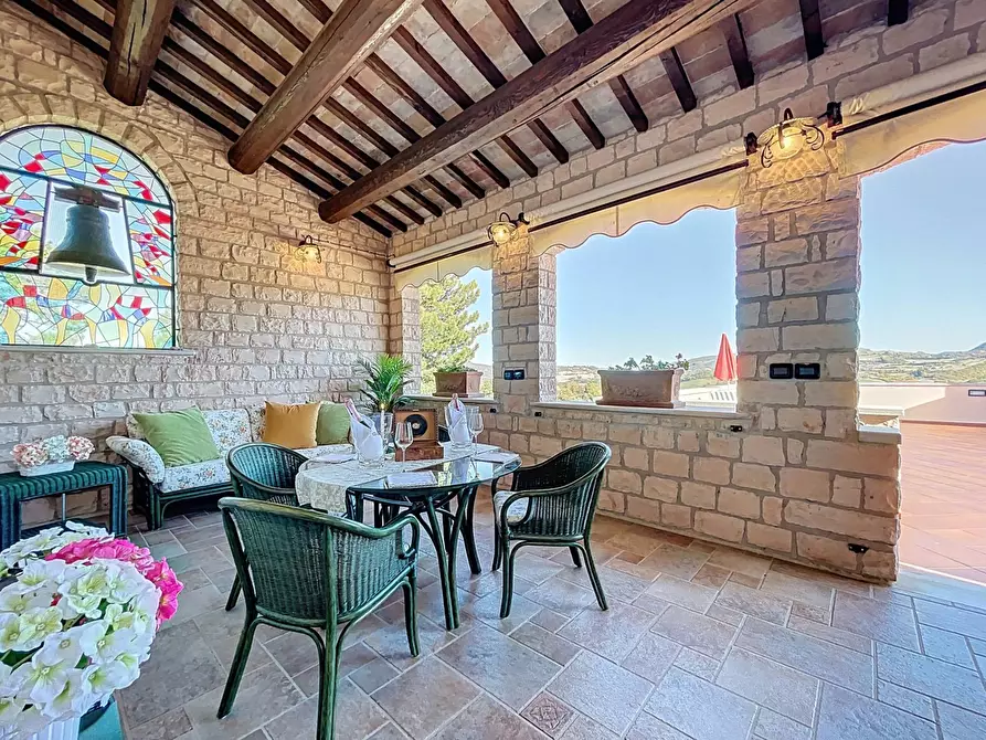 Immagine 81 di Villa in vendita  a Cagli