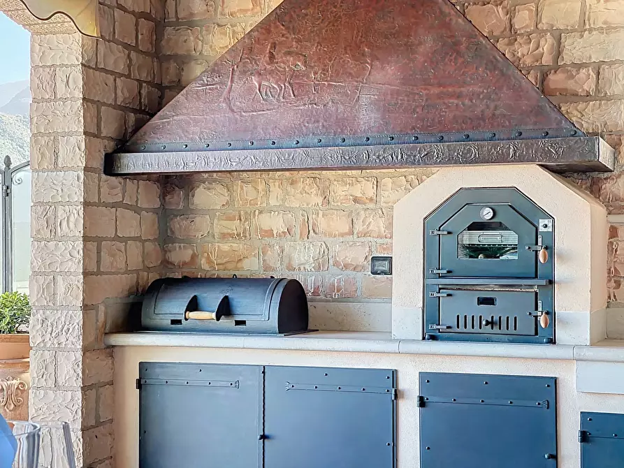 Immagine 92 di Villa in vendita  a Cagli