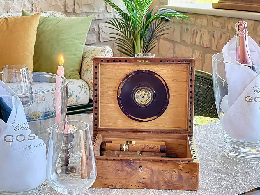 Immagine 84 di Villa in vendita  a Cagli