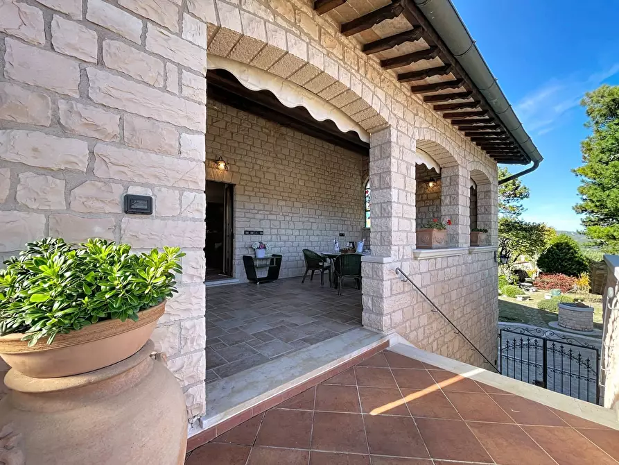 Immagine 97 di Villa in vendita  a Cagli