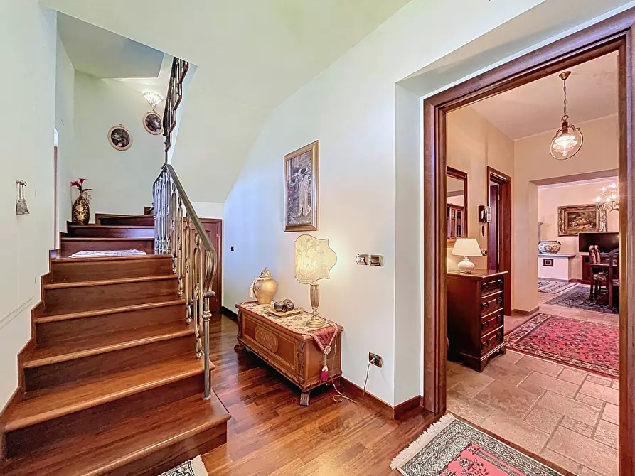 Immagine 9 di Villa in vendita  a Cagli