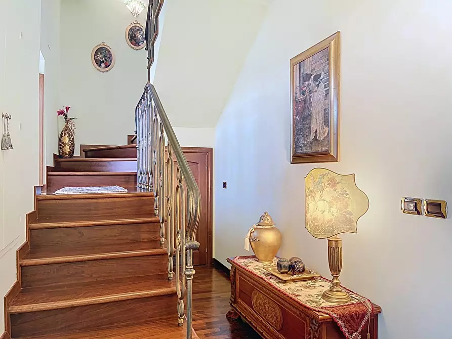 Immagine 37 di Villa in vendita  a Cagli