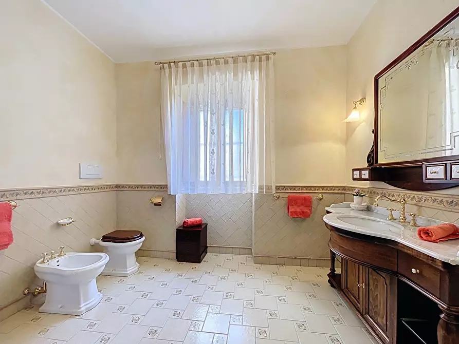 Immagine 34 di Villa in vendita  a Cagli