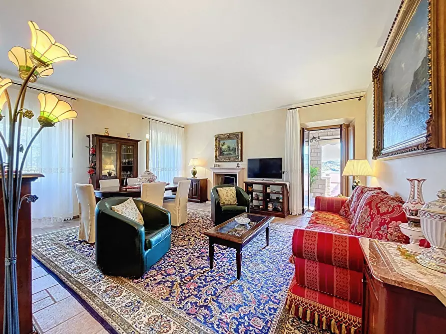 Immagine 71 di Villa in vendita  a Cagli