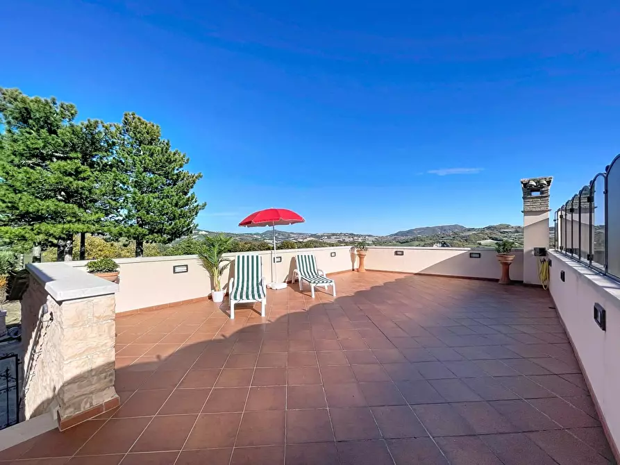 Immagine 105 di Villa in vendita  a Cagli