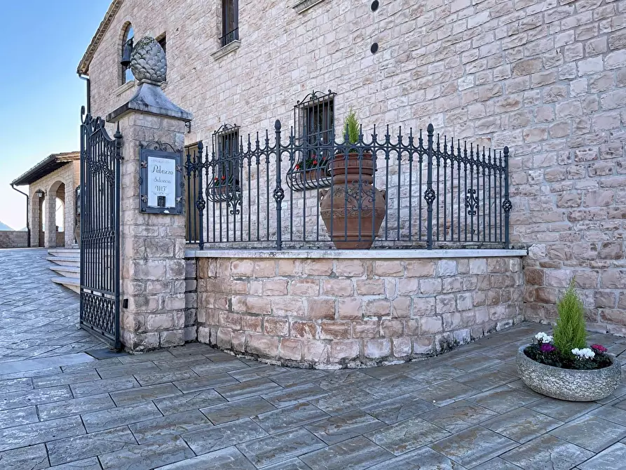 Immagine 7 di Villa in vendita  a Cagli