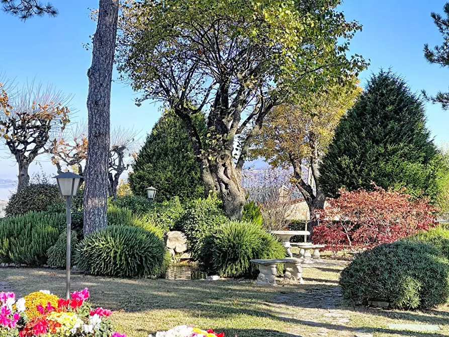 Immagine 132 di Villa in vendita  a Cagli