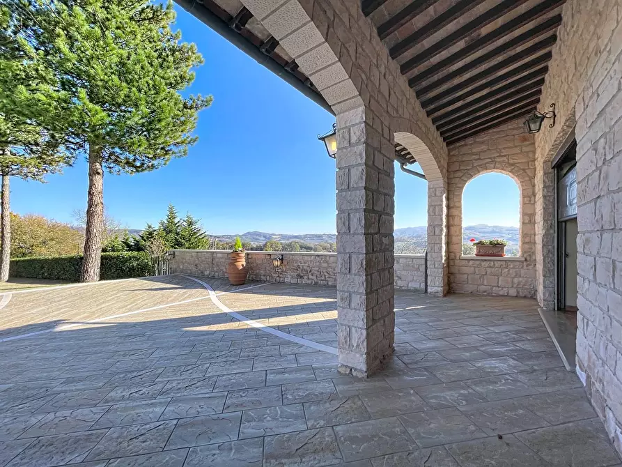 Immagine 140 di Villa in vendita  a Cagli