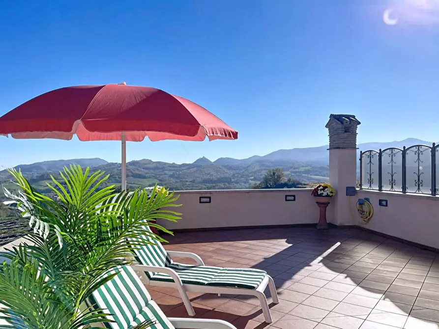 Immagine 109 di Villa in vendita  a Cagli