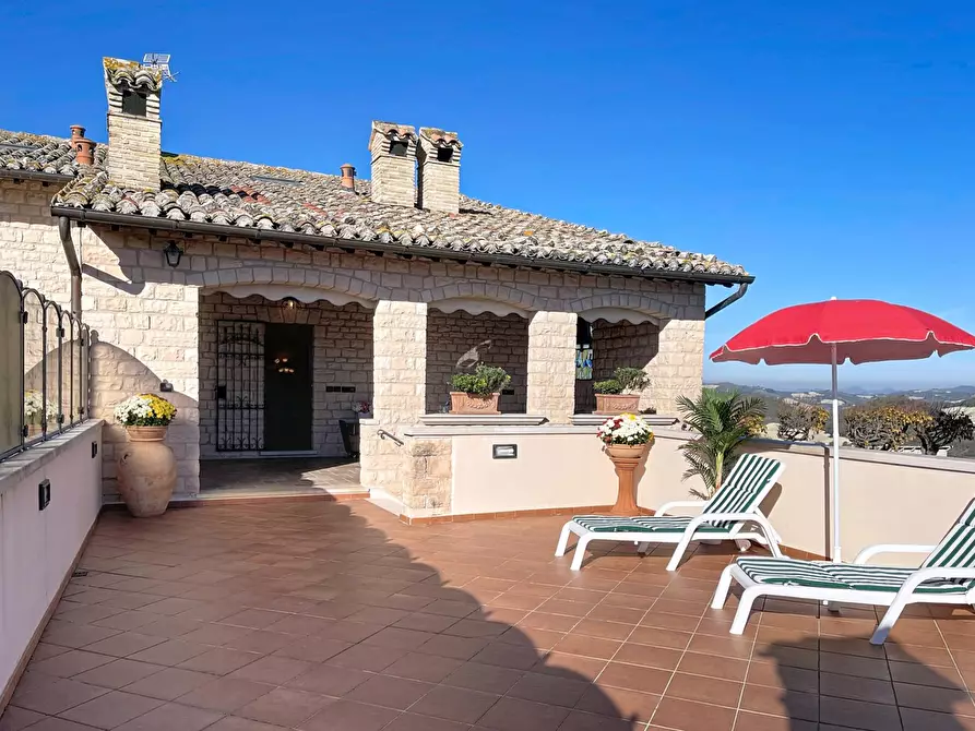 Immagine 112 di Villa in vendita  a Cagli