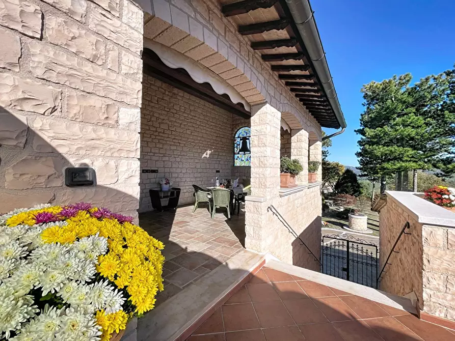 Immagine 103 di Villa in vendita  a Cagli