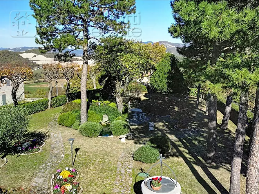 Immagine 121 di Villa in vendita  a Cagli