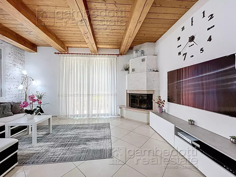 Immagine 17 di Casa indipendente in vendita  a Fermignano