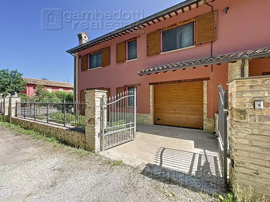 Immagine 62 di Casa indipendente in vendita  a Fermignano