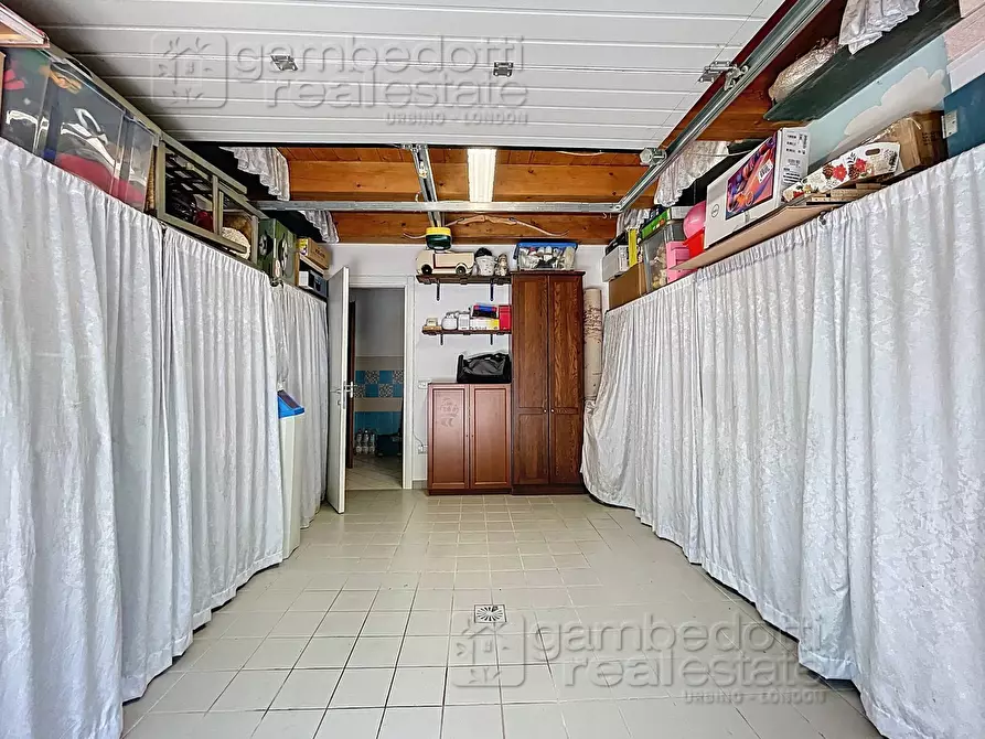 Immagine 65 di Casa indipendente in vendita  a Fermignano