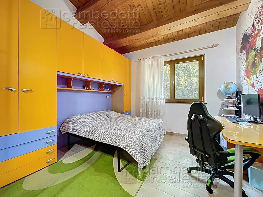 Immagine 28 di Casa indipendente in vendita  a Fermignano