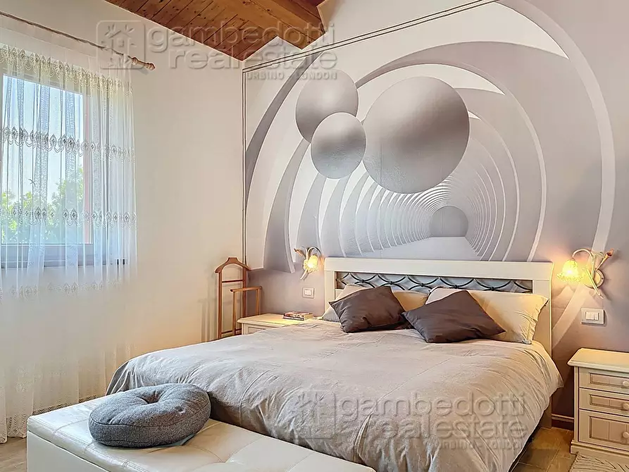 Immagine 22 di Casa indipendente in vendita  a Fermignano