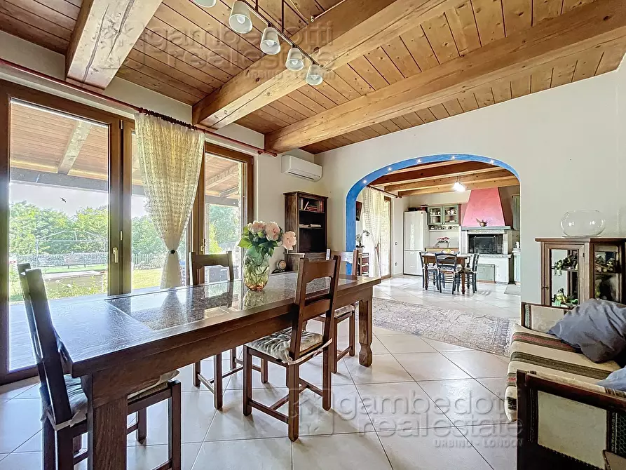 Immagine 7 di Casa indipendente in vendita  a Fermignano