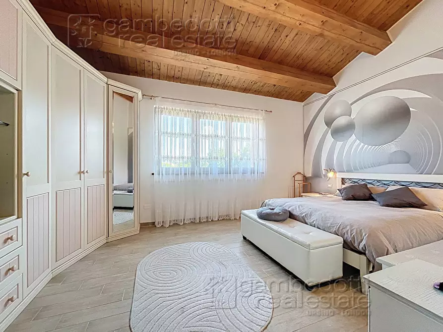 Immagine 23 di Casa indipendente in vendita  a Fermignano